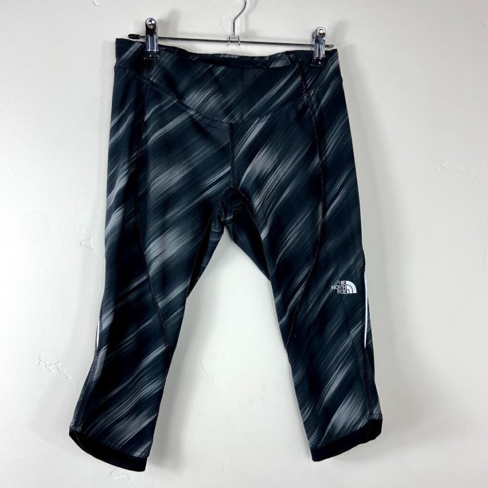 The North Face Black Gray Striped Capri Yoga Workout Leggings Small